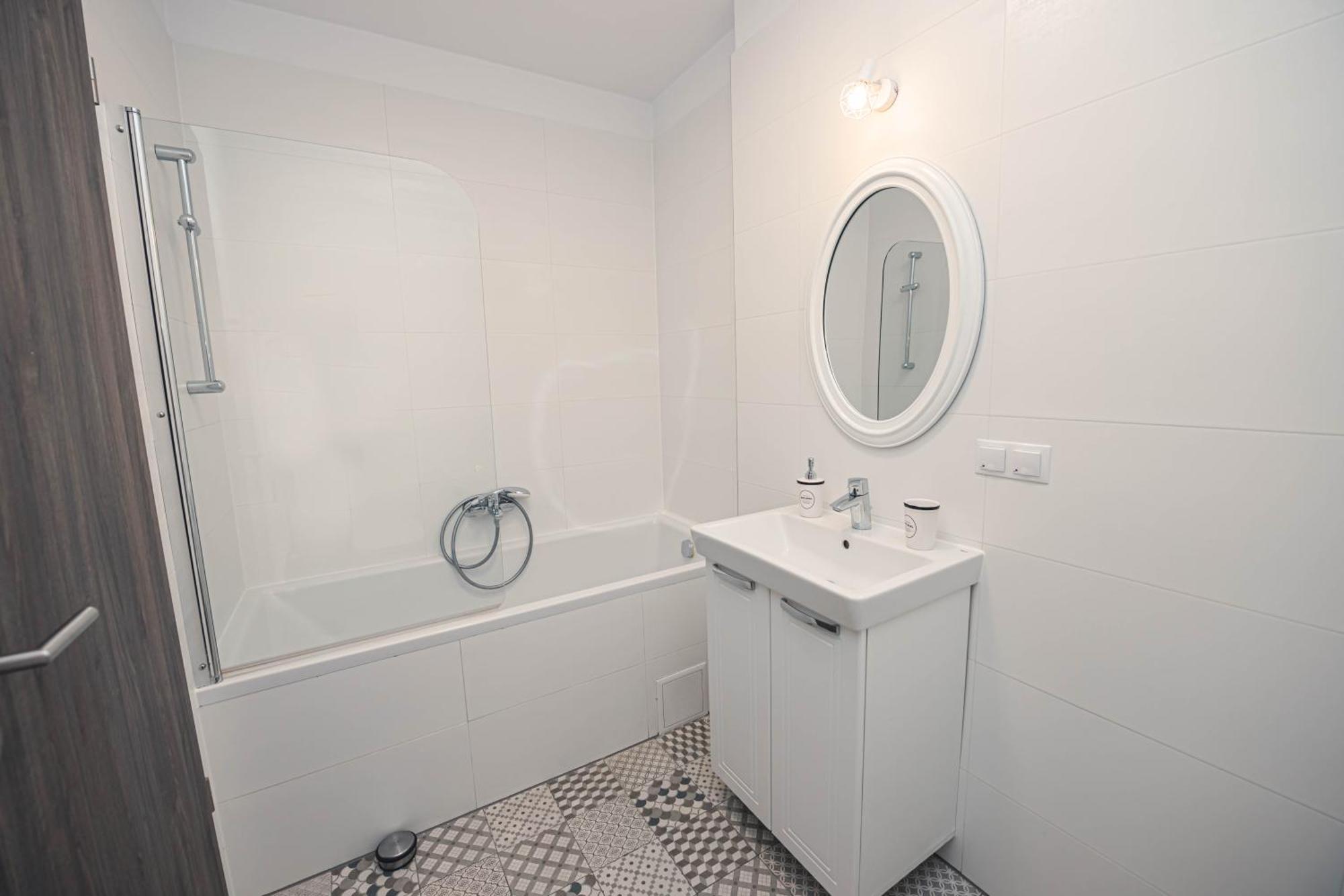 White Mood Apartment 2 בראשוב מראה חיצוני תמונה